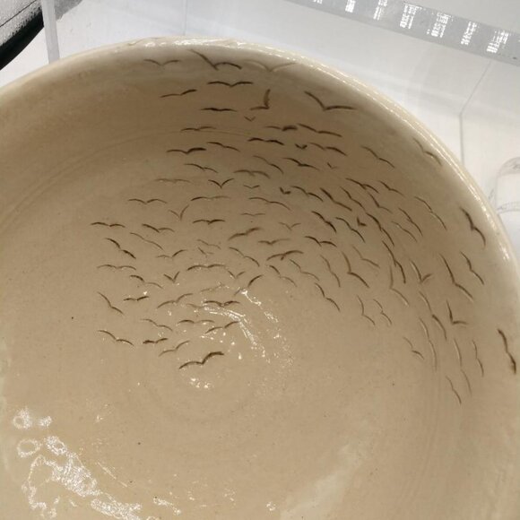 White Pottery Bowl Tree and Birds - Birds indented on the inside and outside - Picture 4 of 16